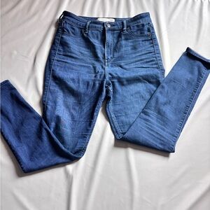 Abercrombie & Fitch Skinny Jeans Size 29